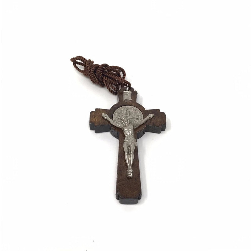 Cruz De San Benito, Crucifijo de madera 4.5x7.5cm - Librería y Artículos Religiosos San Judas Tadeo