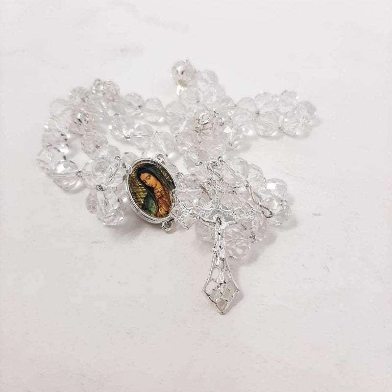 Rosario de cristal cortado con medalla de La Virgen de Guadalupe - Librería y Artículos Religiosos San Judas Tadeo